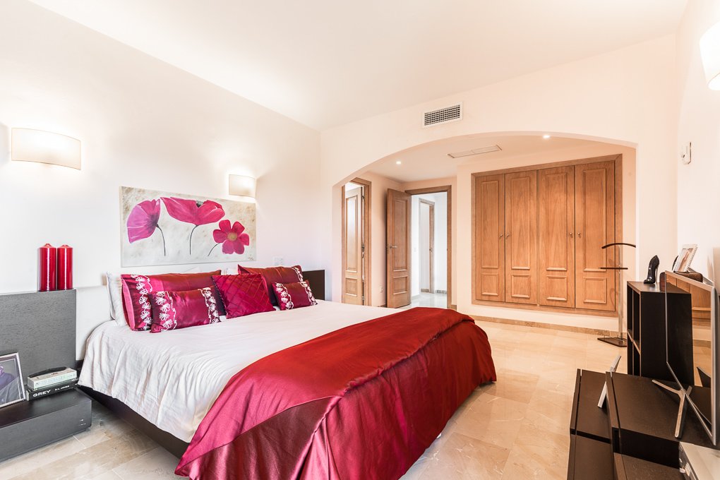 Luxury Bedroom — Belavent, Santa Ponsa